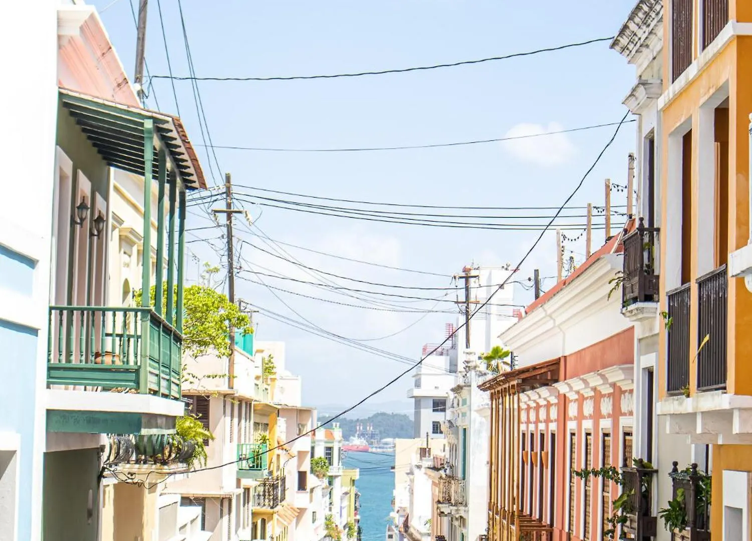 Colonial Apt With Balcony In Osj Next To San Sebastian Apt 3 سان خوان شقة